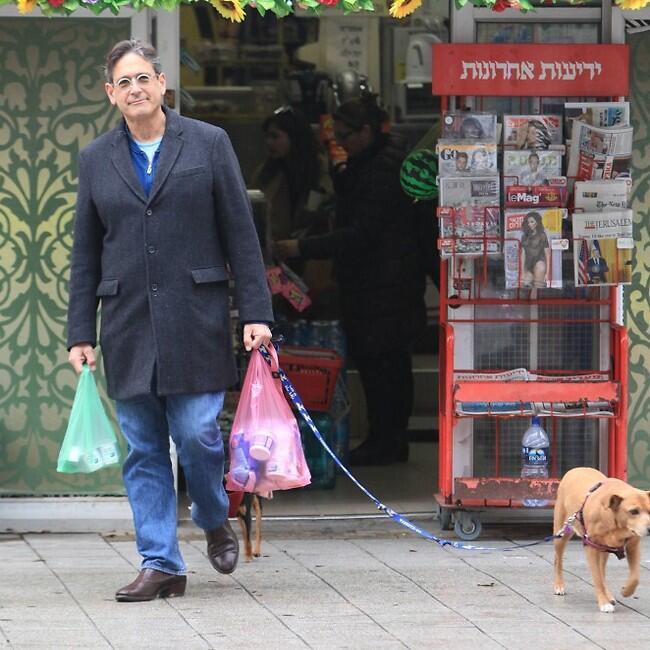 לפי השקיות אנחנו מנחשים שאתה הולך על עוגת גבינה לארוחת ערב