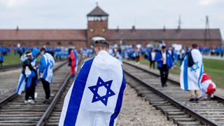 Визит израильской делегации в Освенцим 