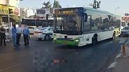 נהרג מפגיעת אוטובוס 