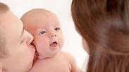 תינוק נולד עם יכולות חברתיות בסיסיות