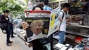 "טראמפ משוגע". עיתון ברחוב בטהרן