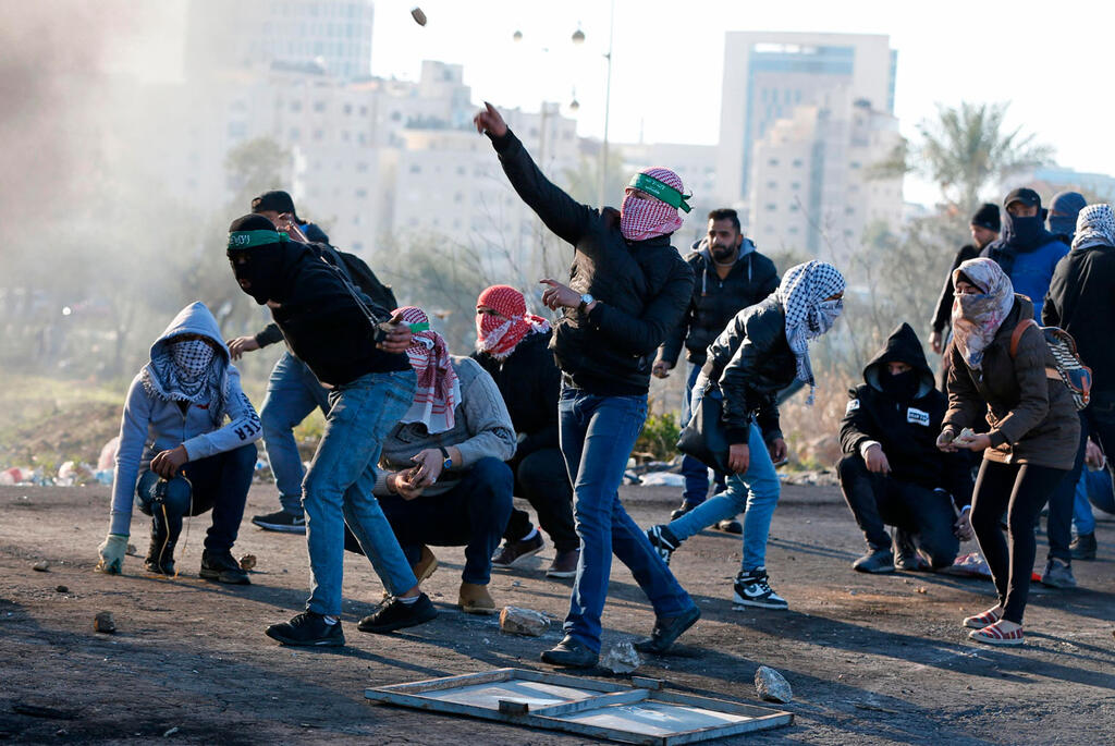 Palestinian rioters 