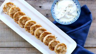 לביבה ללא טיגון: לביבות אפויות מכרובית ובטטה 