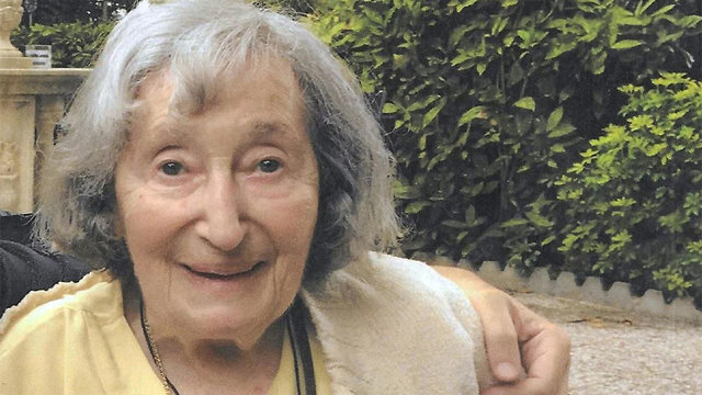 Мирей Кнолль была жестоко убита в Париже 