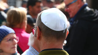 עצרת תמיכה ביהודים בארפורט בגרמניה 