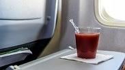 מיץ עגבניות במטוס