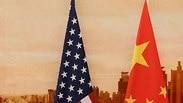 דגל ארצות הברית דגל סין שר החוץ הסיני וונג יי מייק פומפאו