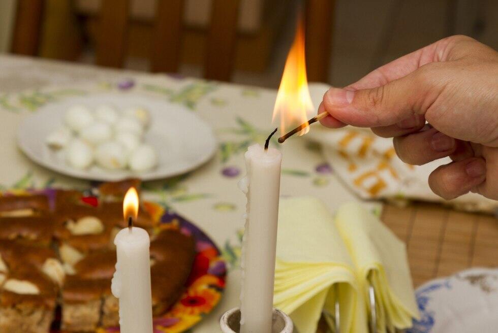 Shabbat candles 