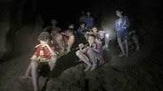 חילוץ הנערים שנמצאו במערה ב תאילנד