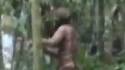 ברזיל תיעוד של גבר ילידי שחי לבדו ביער ב אמזונס 22 שנה 