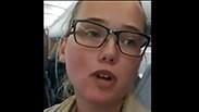 שבדיה סטודנטית עלתה למטוס ומנעה גירוש של מבקש מקלט ל אפגניסטן