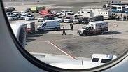 מטוס נוסעים חולים טיסה מ דובאי נחתה ב ניו יורק ארה"ב