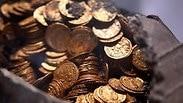 מטבעות זהב נמצאו תיאטרון רומי קומו איטליה