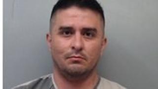 חואן דויד אורטיז איש משמר הגבול מואשם ברצח ארבע נשים טקסס ארה"ב