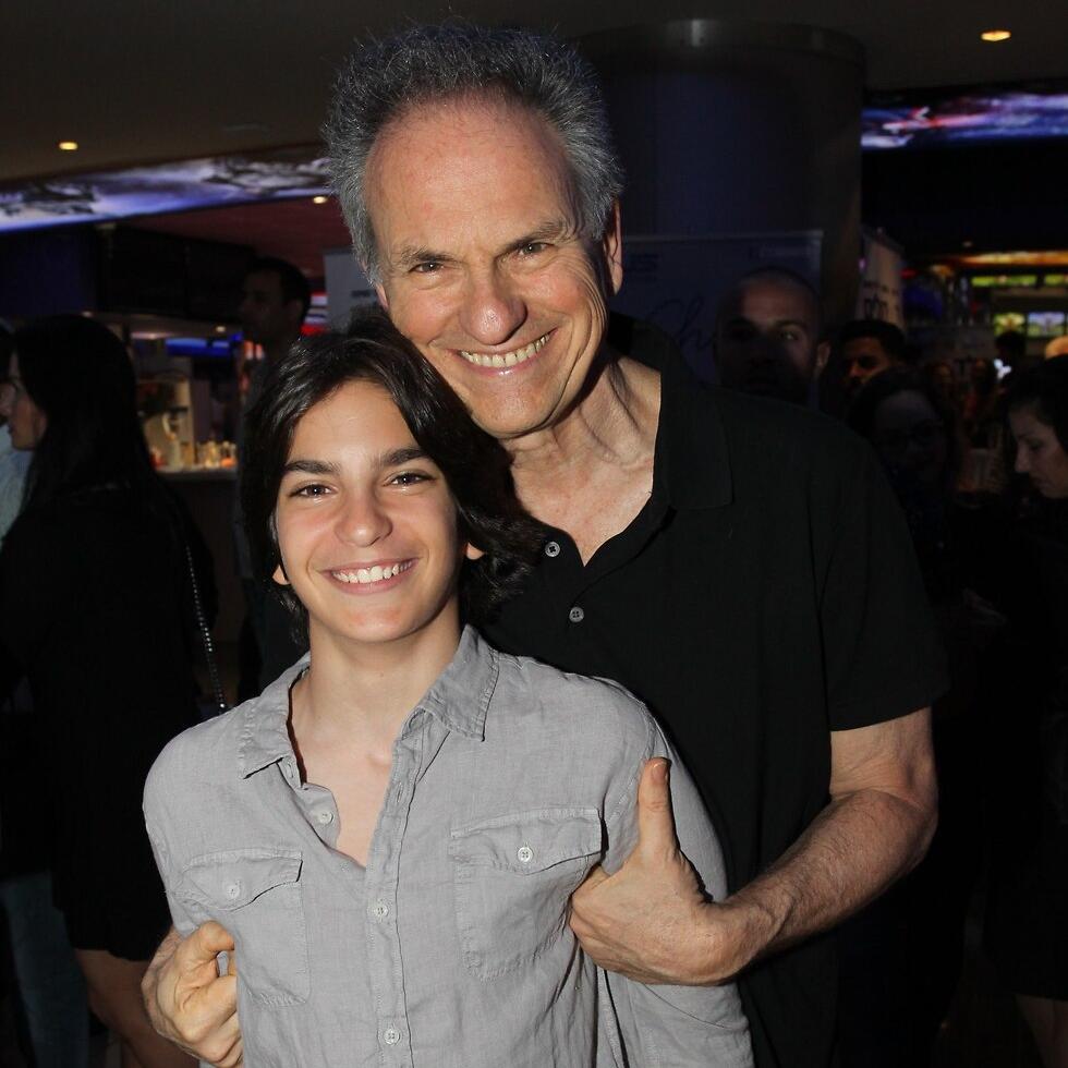 Ари Нешер с отцом (Фото: Рафи Делуя, архив) Ари Нешер с отцом