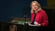 קרין קנייסל שרת החוץ של אוסטריה נאום בעצרת האו"ם ניו יורק ארה"ב
