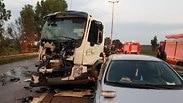תאונה תאונת דרכים כביש 40 צומת ניר בנים קריית מלאכי משאיות רכב הרוג