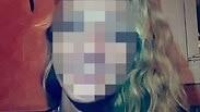 האישה החשודה שגלשה בפייסבוק כשביתה טבעה למוות