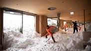 מפולת שלגים מלון שווייץ שלג