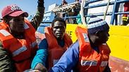אסון מהגרים הים התיכון ניצולים חולצו