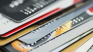 הישראלים משתמשים יותר בכרטיסי אשראי