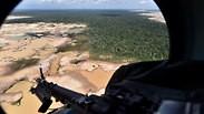 פרו הקימה בסיס צבאי כדי לשמור על העצים ב יערות הגשם אמזונס 