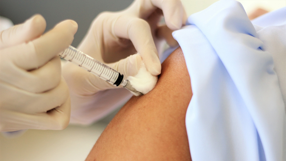 אילוס מחט חיסון חיסונים