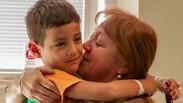 ילד הלך לאיבוד ב מדבר ב ארגנטינה השתחרר מ בית חולים