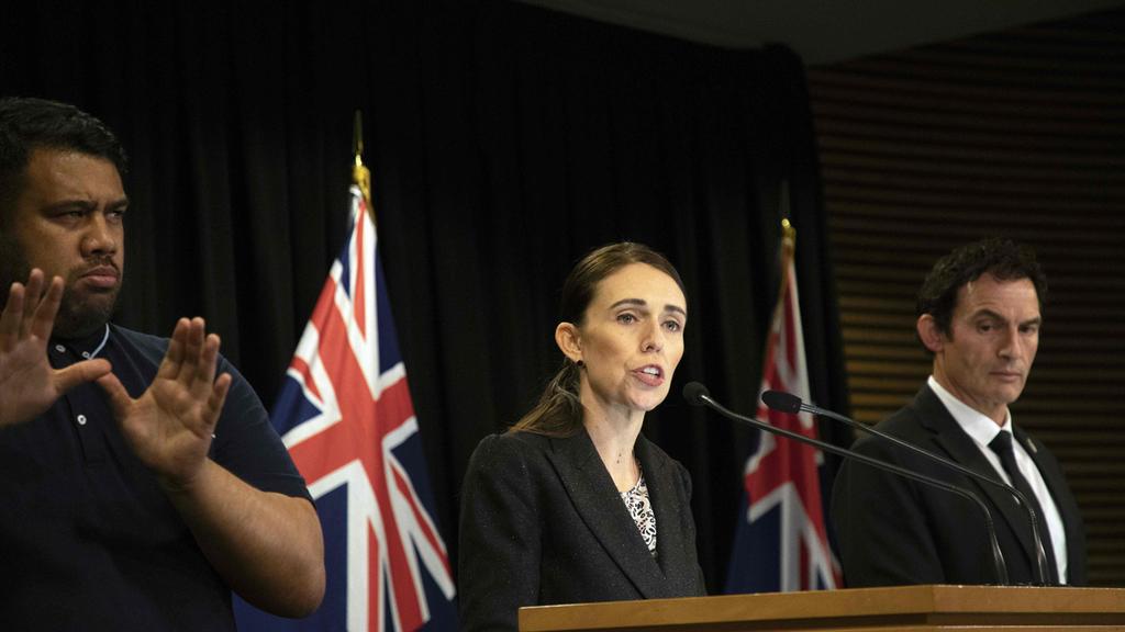 ראש הממשלה של ניו זילנד ג'סינדה ארדרן נגד נשק אוטמטי