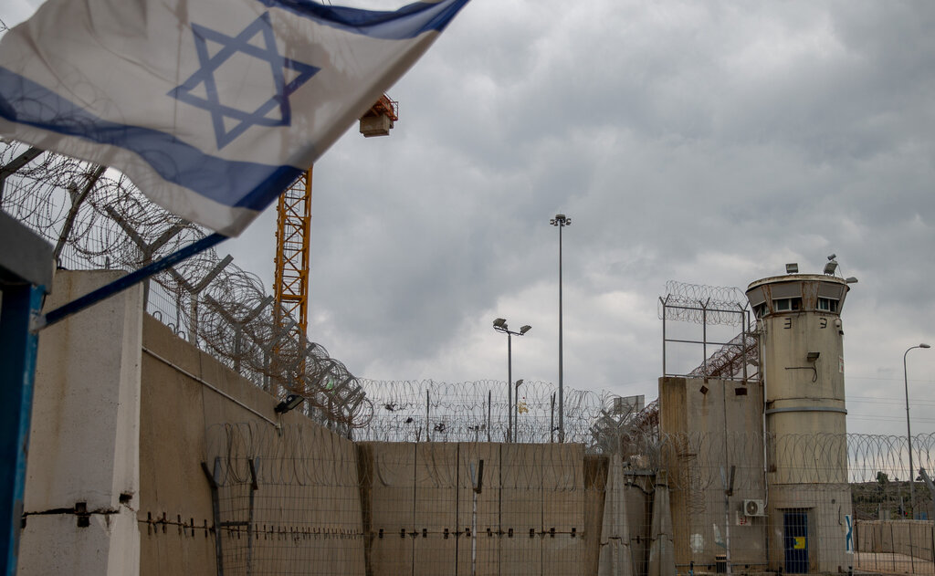 Ofer Prison in the West Bank, where hundreds of security prisoners are held (Photo: Ohad Zwigenberg) כלא עופר