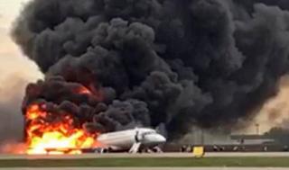  מטוס אירופלוט שעלה באש במוסקבה בחודש מאי. 41 נהרגו