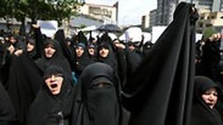 מפגינים באיראן