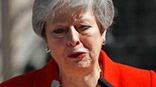 תרזה מיי ראש ממשלת בריטניה התפטרה