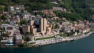 מובלעת של איטליה ב שווייץ העיירה קמפיונה ד'איטליה ה קזינו הגדול ב אירופה נסגר