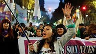 הפגנה בארגנטינה נגד אלימות כלפי נשים
