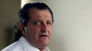 ארכיון שבתאי קלמנוביץ' 2004