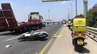הרוג תאונה תאונת דרכים משאית אופנוע כביש 431 רמלה דרום