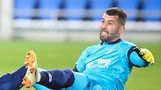 אצילי מכניע את אלקסלסי