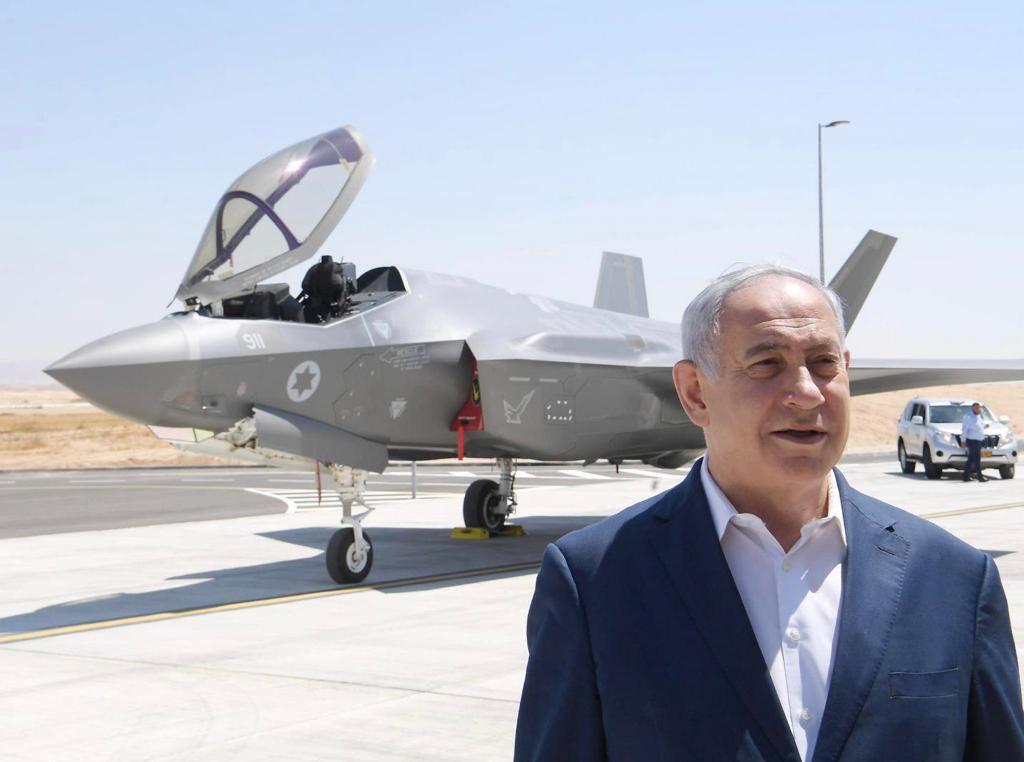 ראש הממשלה בנימין נתניהו ב טייסת מטוסי ה-F-35 מטוס