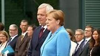 קנצלרית גרמניה אנגלה מרקל תועדה רועדת במפגש עם ראש ממשלת פינלנד