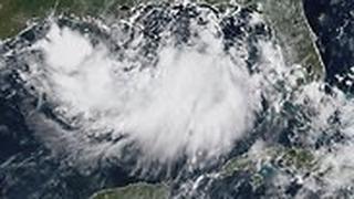 סופה הוריקן בארי ניו אורלינס לואיזיאנה ארה"ב