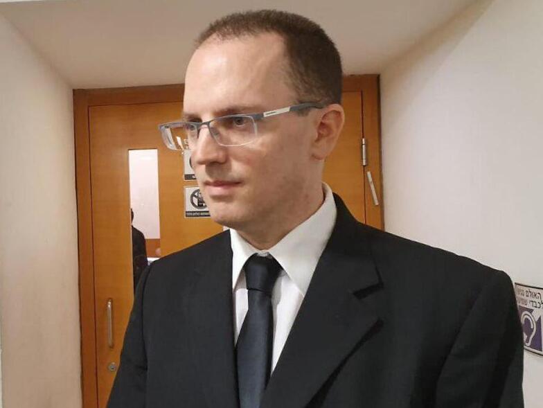 Адвокат Яир Надши (Фото: Гиль Нехуштан) עו"ד יאיר נדשי, סניגורו של קצין המשטרה