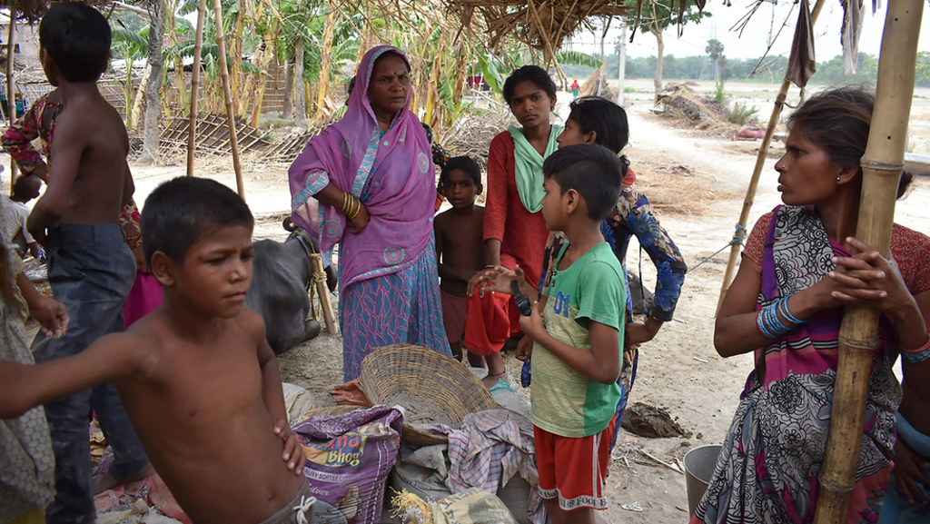 Бедные в Индии (Фото: AFP) עוני ב הודו