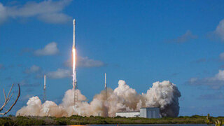 לקראת שיגור של לווין ישראלי עמוס 17 מפלורידה לחלל
