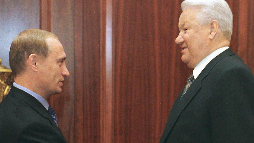 Vladimir Putin and Boris Yeltsin 