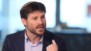 שר האוצר סמוטריץ' בריאיון באולפן ynet