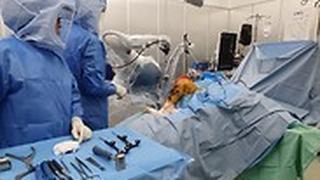 ניתוח רובוטי להחלפת ברך