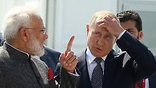 ראש ממשלת הודו נרנדרה מודי פגישה נפגש עם נשיא רוסיה ולדימיר פוטין