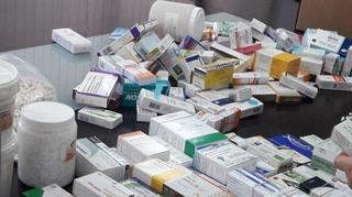 תרופה תרופות מזויפות התרופות המסוכנות שהבריחו רופא ובנו