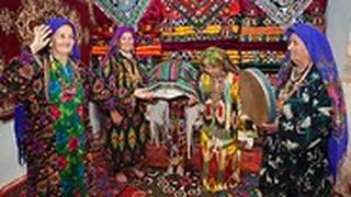 חגיגה מסורתית באוזבקיסטן
